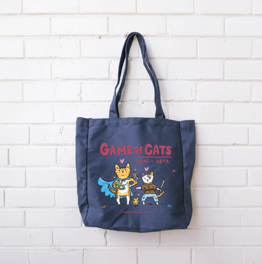 Game of Cats Tote bag
